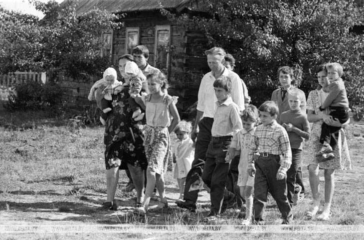 Душевные снимки белорусских семей с 1944 по 2023 год – в том числе из Кобринского района