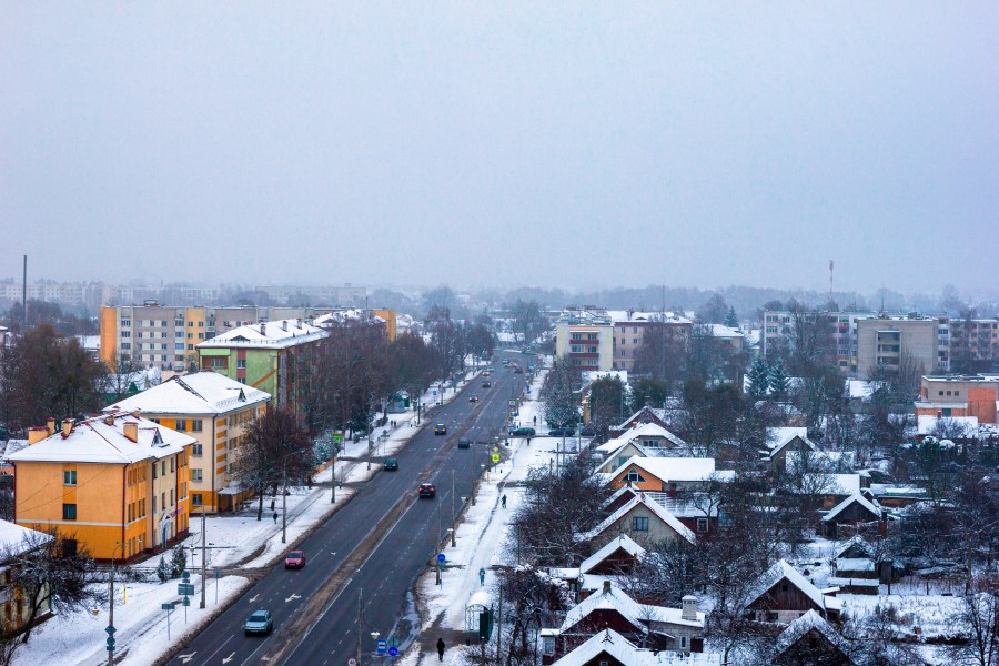 Зима окутала Кобрин в ноябре — фото города от подписчика