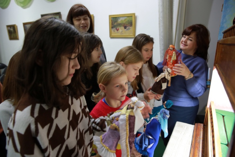 Кобринская батлейка — лучшая культурно-образовательная программа в Беларуси, в репертуаре 6 спектаклей и более 60 кукол