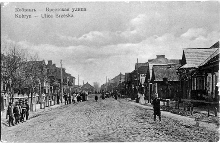 Кобрин | История здания по улице Советской, 2 — от жилого дома до студии «Гопша»