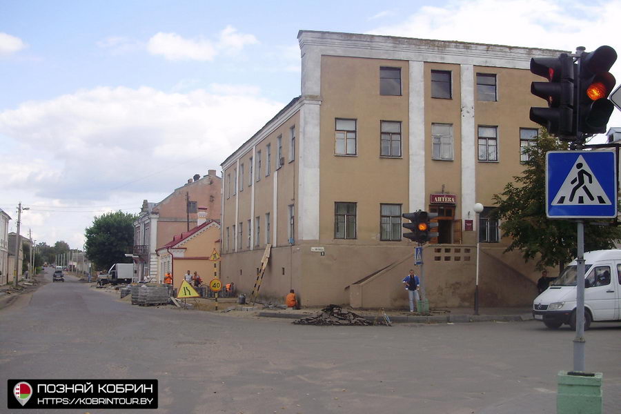 Кобрин до Дожинок-2009 — как выглядели улицы города 15 лет назад