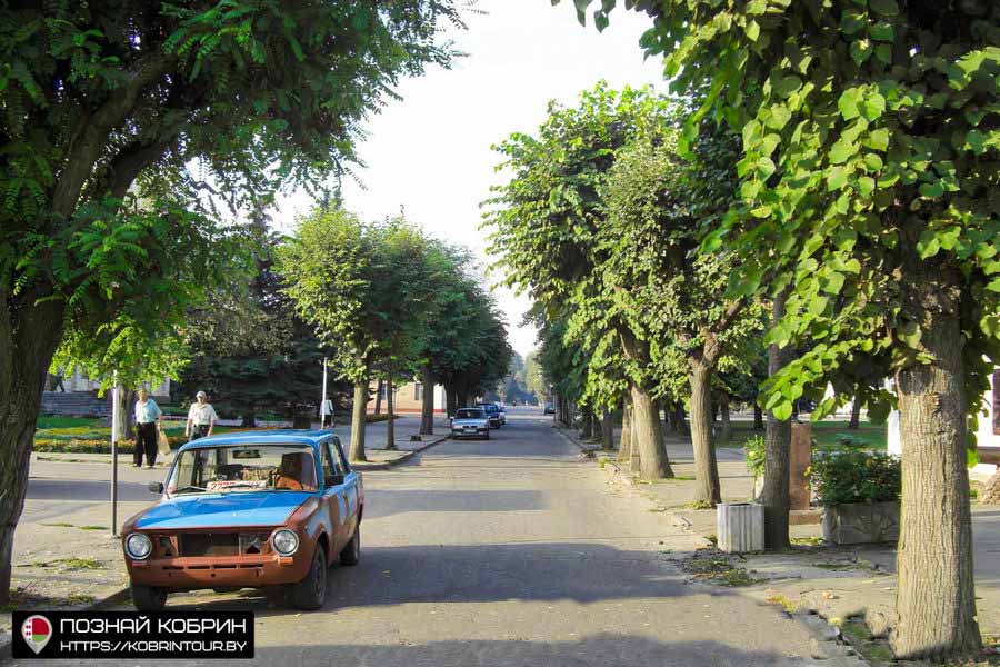 Кобрин до Дожинок-2009 — как выглядели улицы города 15 лет назад
