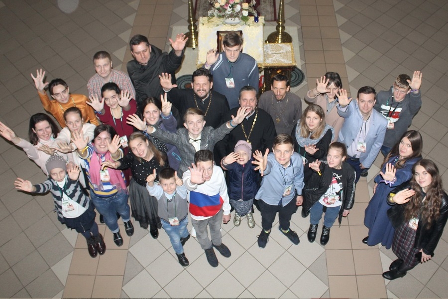 Как 31 октября в Кобрине православное молодёжное братство провело «Антихеллоуин»