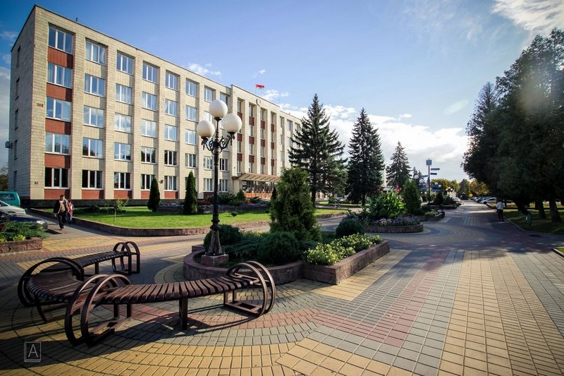 Руководство Кобринского райисполкома и структурных подразделений проводит личный приём граждан