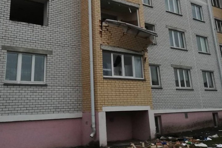 Жильцы пострадавшего от взрыва дома в Дрогичине вернулись в свои квартиры