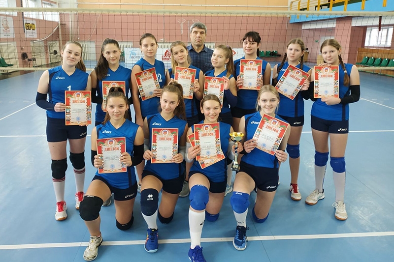 Команда кобринских волейболисток стала лучшей на первенстве Брестской области