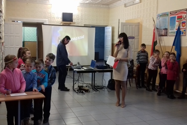 Команда педагогов Кобринского РЦДТ провела в сельской школе д.Стригово мастер-классы и увлекательные мероприятия