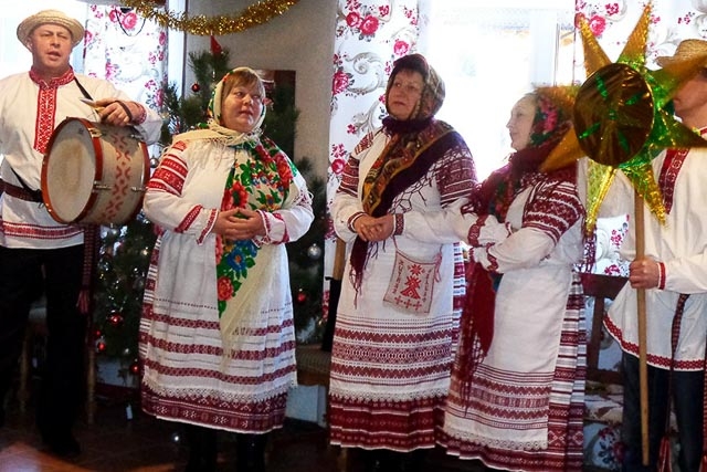 Святки-колядки. Нина Гловацкая, глава фермерского хозяйства «Алесин сад» Кобринского района, о рождественских традициях