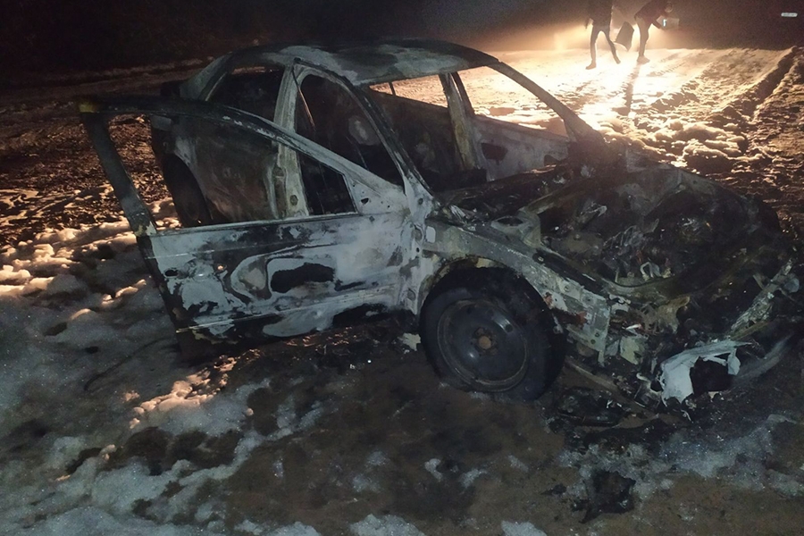В д. Каташи под Кобрином сгорел «Рено Лагуна», это уже 9-е возгорание автомобиля с начала года
