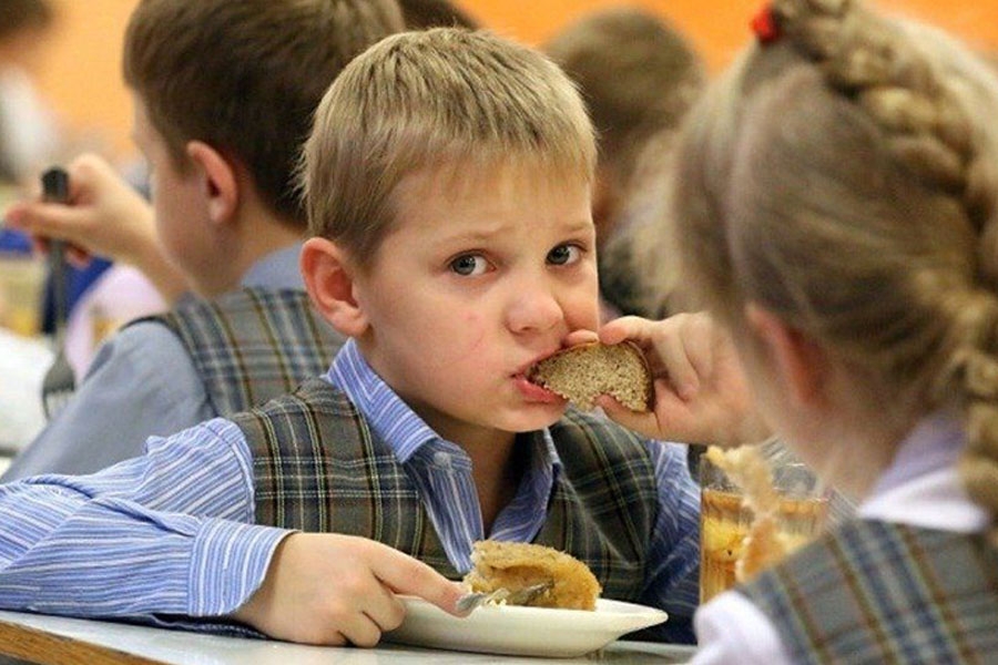Новые принципы питания с 1 сентября внедрят во всех школах Беларуси – Минобразования
