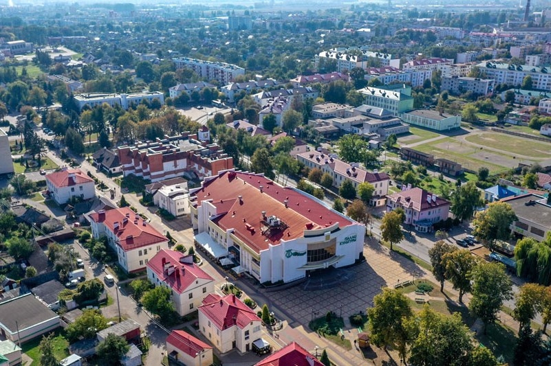 Осенний Кобрин с высоты. Полетаем, посмотрим?