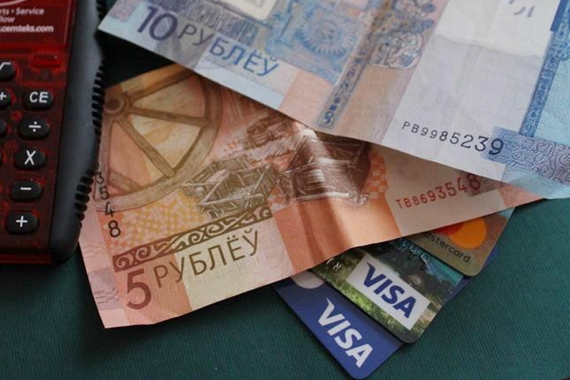 В Беларуси повысят минимальную зарплату
