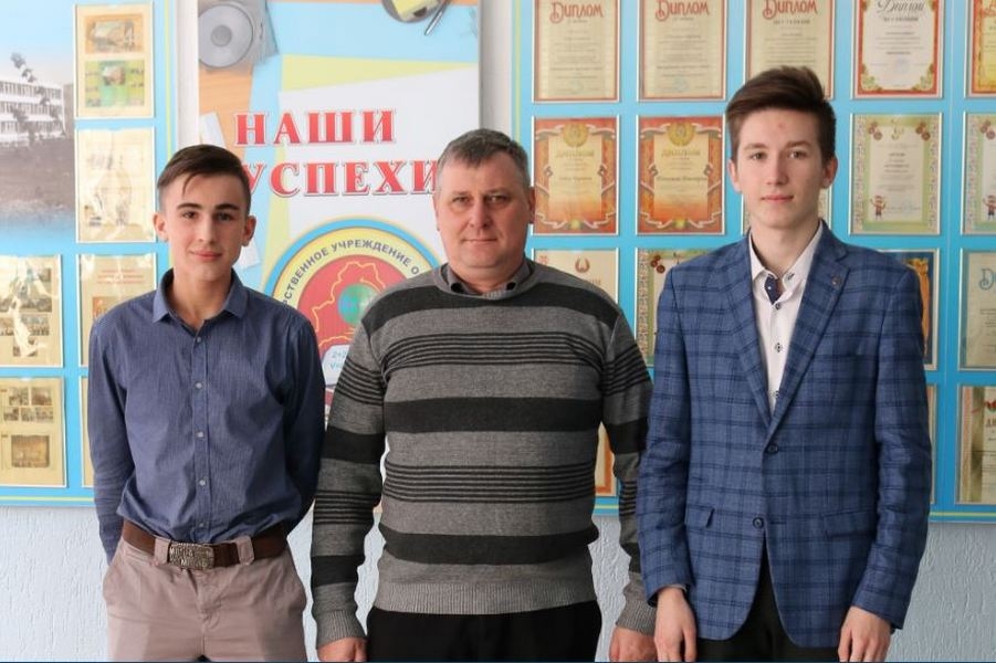 Команда Кобрина завоевала 9 призовых мест на областной олимпиаде по учебным предметам для школьников