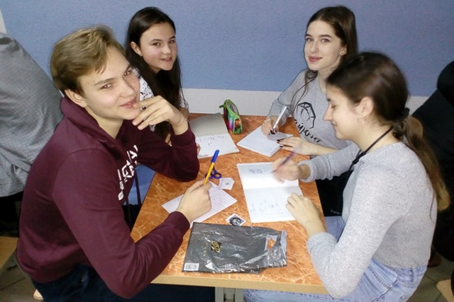 В Кобрине выявили лучшую команду интеллектуалов Международного асинхронного турнира «Шпага Суворова-2019»