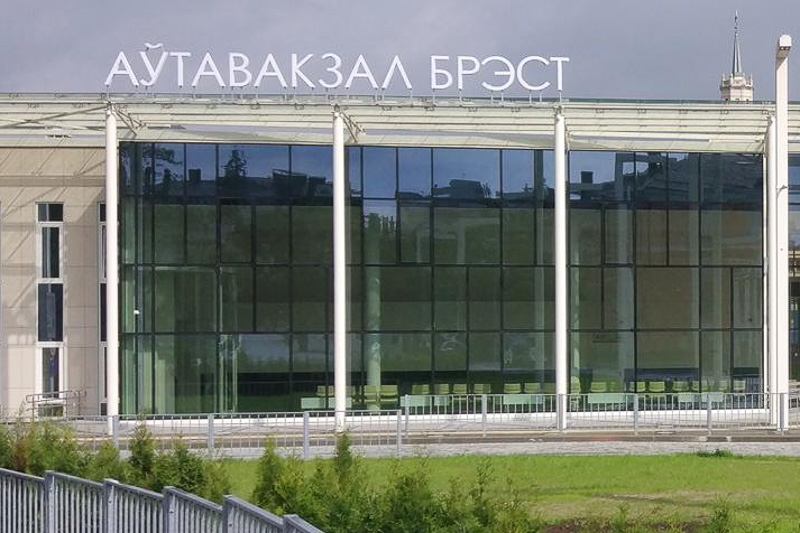 Брестский автовокзал восстанавливает автобусное сообщение с Польшей