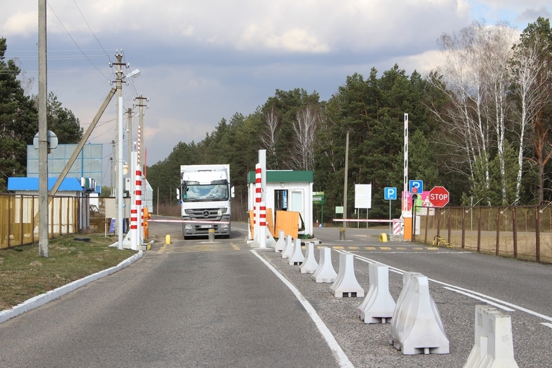 Украина продлевает сроки ограничения работы пунктов пропуска до 11 мая
