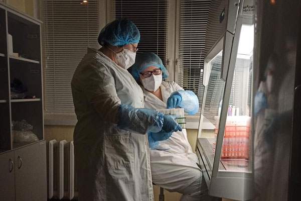 В Беларуси среднему медперсоналу увеличат надбавки к зарплате