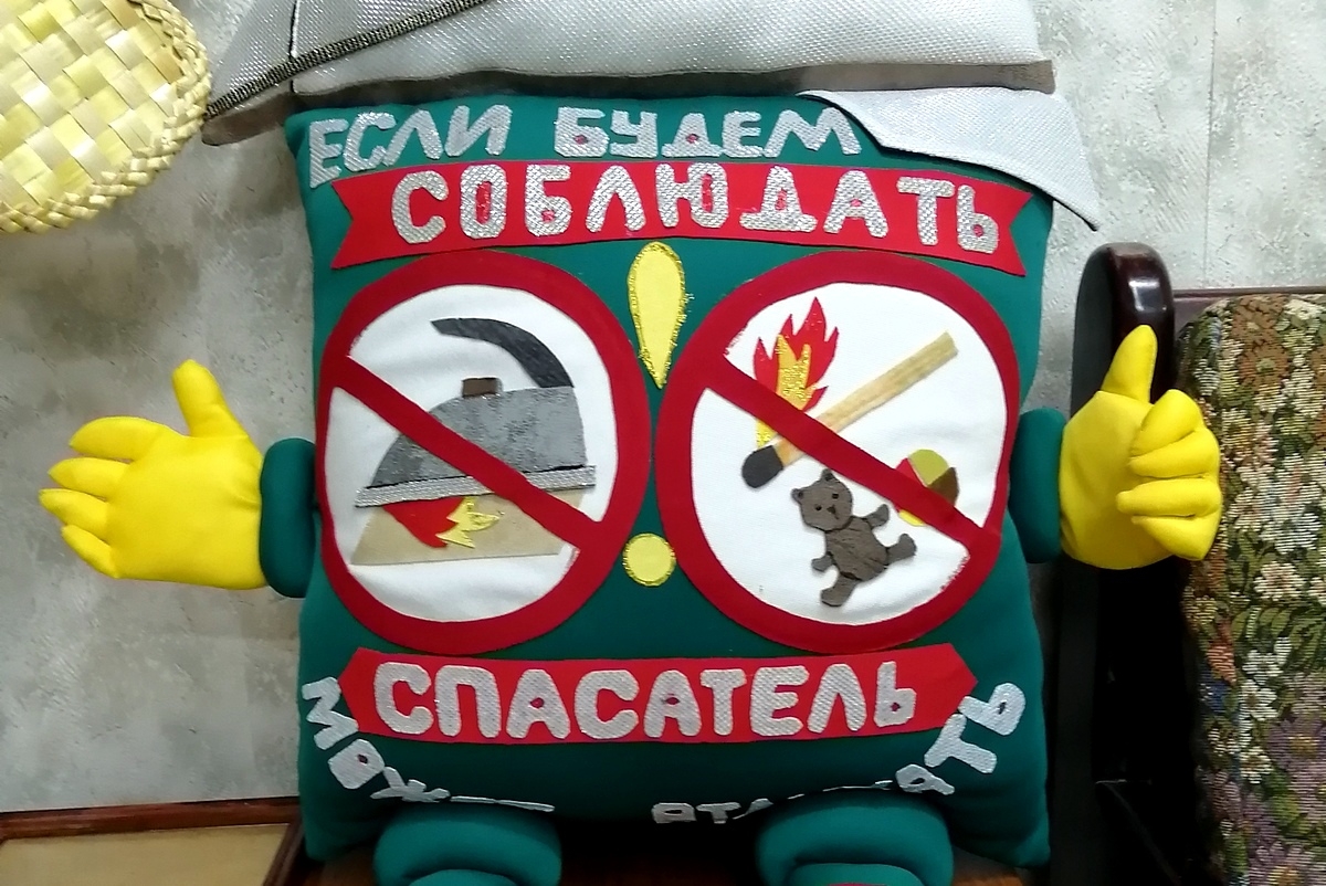 Поделка Полины Остапчук из Кобрина заняла первое место в областном конкурсе «Спасатели глазами детей»