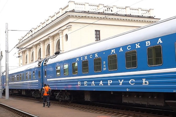 C 8 февраля Россия восстанавливает ж/д сообщение и увеличивает число авиарейсов с Беларусью