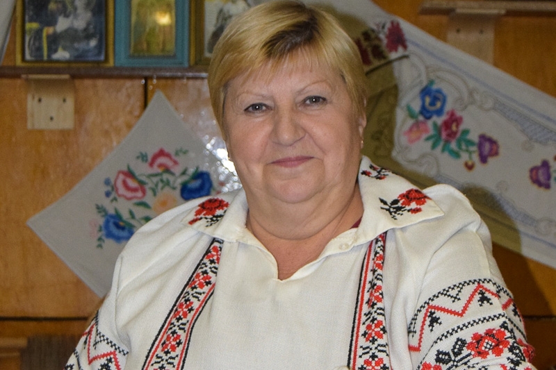 Увлечь сельчан народным творчеством и найти спонсоров умеет Тамара Синковец из Кобринского района