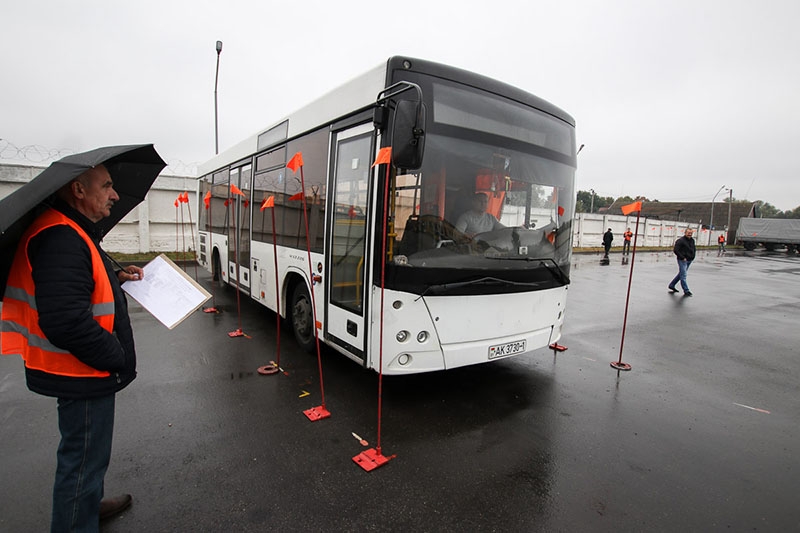 Кобринский автопарк принимал областные соревнования по профмастерству. У наших водителей диплом II-й степени