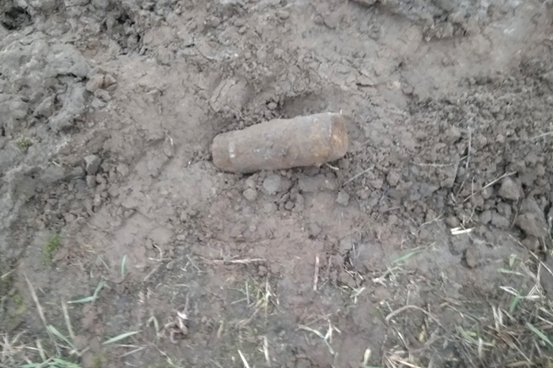Житель Кобринского района обнаружил на огороде соседа снаряд от Т-34