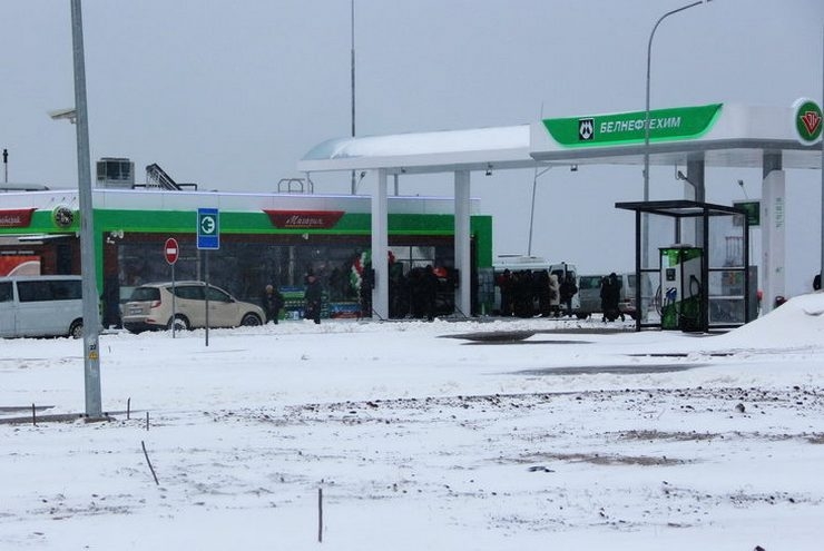 В Беларуси с 21 января дорожает автомобильное топливо