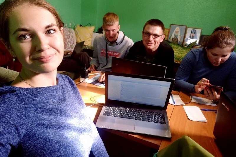 Кобринская команда православной молодёжи «Пингвины» заняла I место в Международной онлайн-викторине «Над Евангелием»