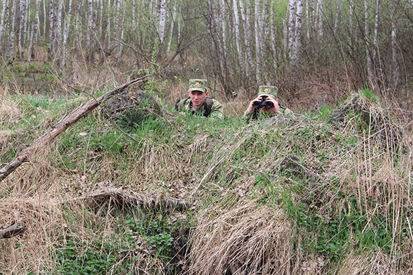 В Столинском районе задержаны местные жители в балаклавах, которые двигались в сторону Украины