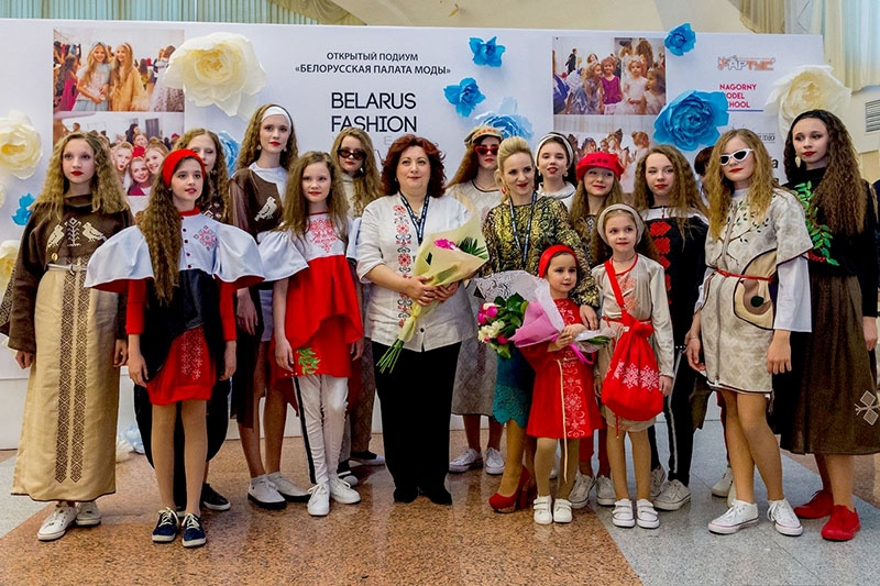 Эффектный look и этника: коллекция дизайнера из Кобрина Марины Бонифатьевой на Belarus Fashion Week