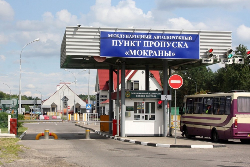 Житель Кобрина пытался провести из Украины в Беларусь глушитель к винтовке