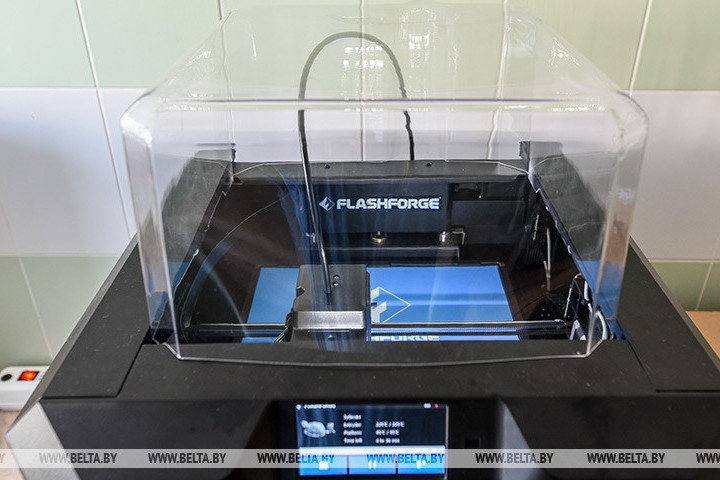 В Беларуси для медиков будут печатать средства защиты на 3D-принтерах