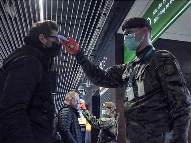 В Польше количество заболевших коронавирусом превысило тысячу