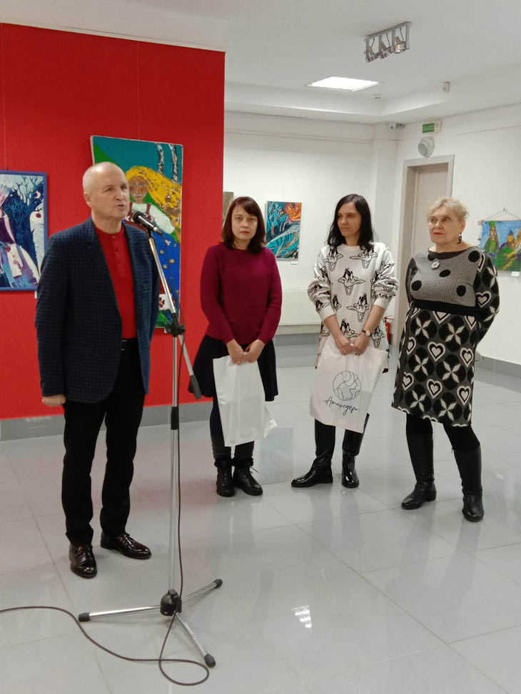 В Бресте открылась выставка работ трех художниц из Кобрина — Светланы Волосюк, Натальи Скарги и Валентины Шохалевич