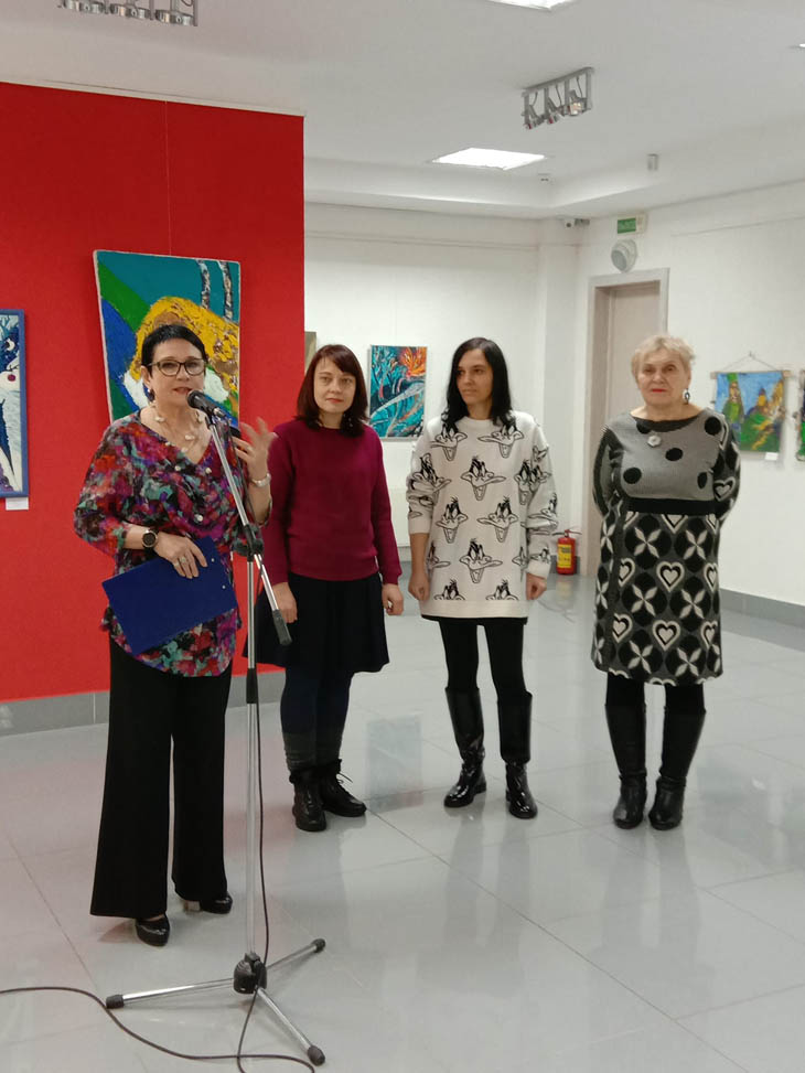 В Бресте открылась выставка работ трех художниц из Кобрина — Светланы Волосюк, Натальи Скарги и Валентины Шохалевич