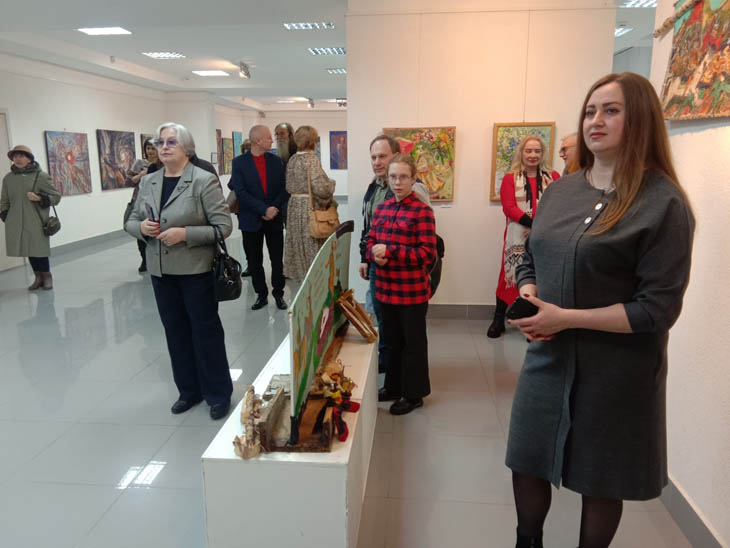 В Бресте открылась выставка работ трех художниц из Кобрина — Светланы Волосюк, Натальи Скарги и Валентины Шохалевич