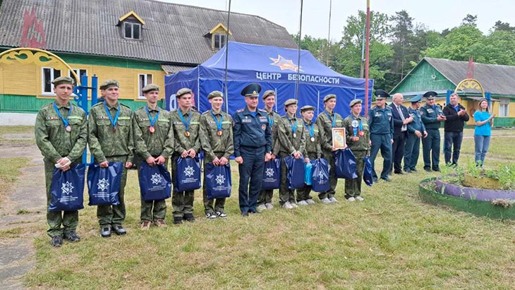 Команда Кобринского района одержала победу на XXIII слёте спасателей-пожарных