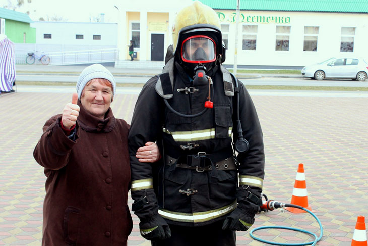 «Скарбонка бяспекi» кобринских спасателей в агрогородке Дивин