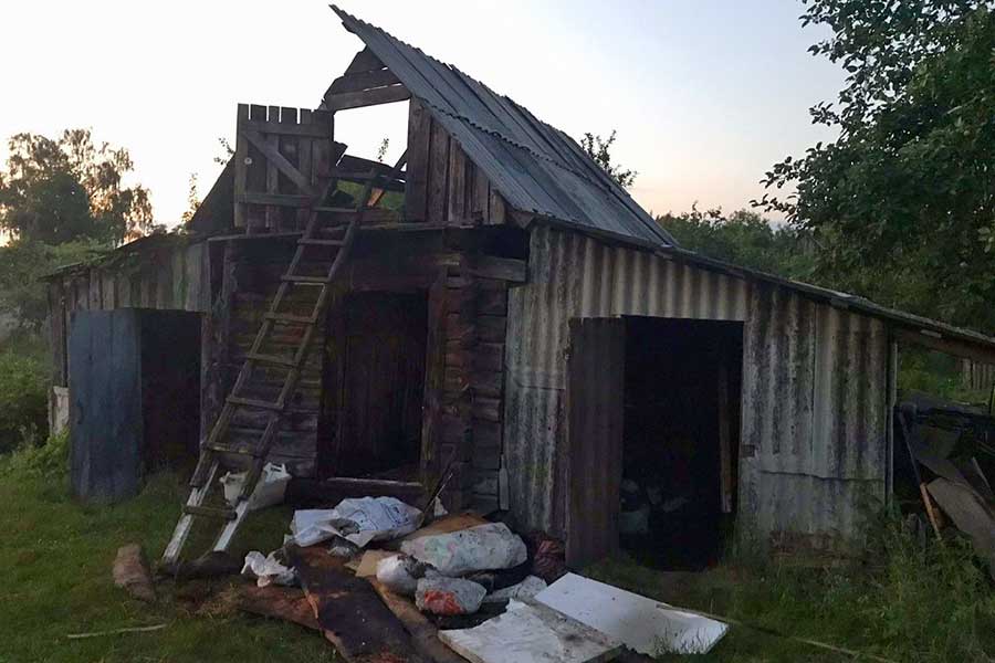 Пожар в деревне Камень Кобринского района — это третий случай возгорания в постройках за неделю