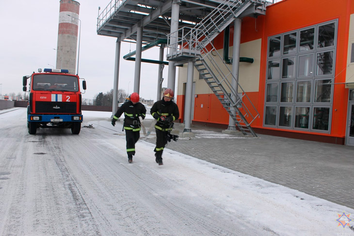 Пожарные дружины компании «Полесье» отработали совместные действия с сотрудниками Кобринского РОЧС