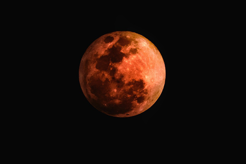 Коричневая луна — редкое затмение белорусы смогут увидеть в ночь с 5 на 6 мая