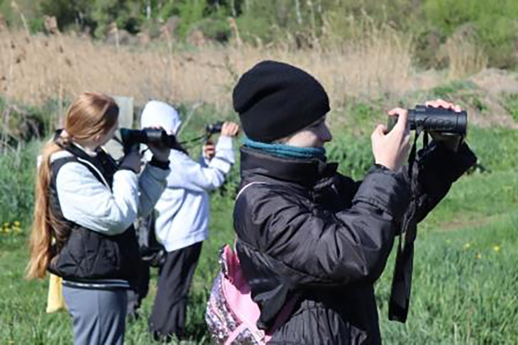 Юные фотоохотники из Кобрина одержали победу в областном соревновании «Фотобердинг – весна 2025»