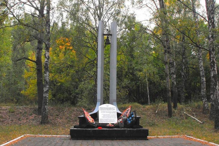 В Кобринском районе заменили мемориальные плиты на воинских захоронениях: что еще было сделано на Брестчине к 9 мая