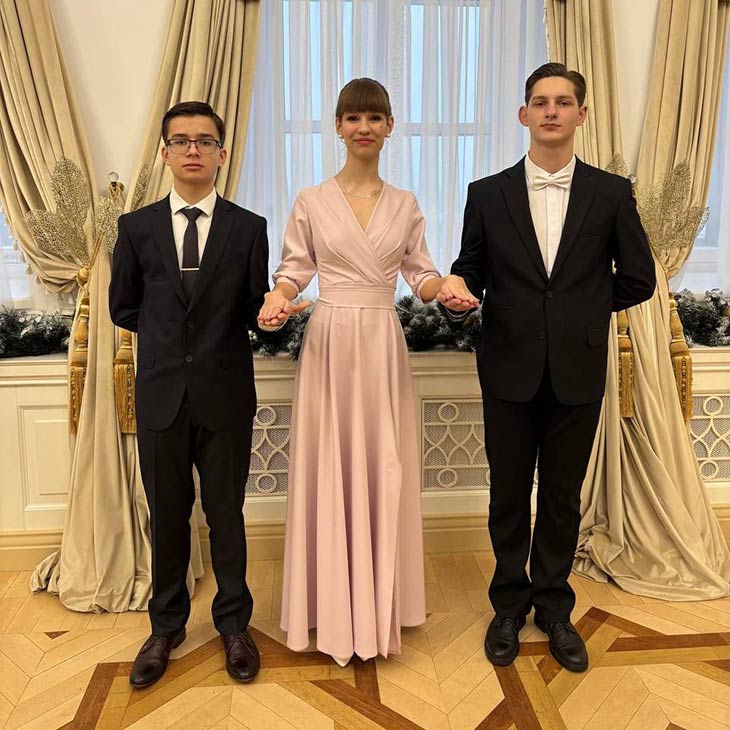 bal v kossovskom dvorce 5