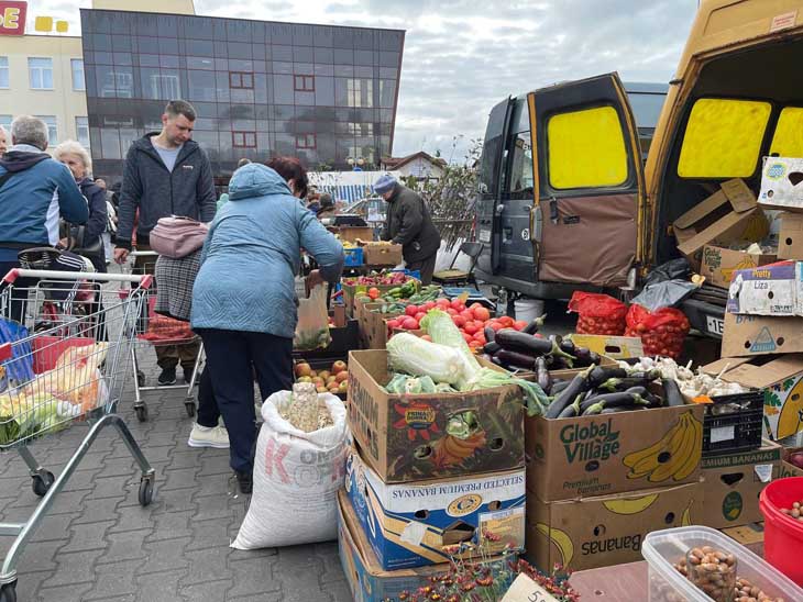 Осенняя ярмарка развернулась в Кобрине 5 октября возле ТЦ Полесье – фотофакт