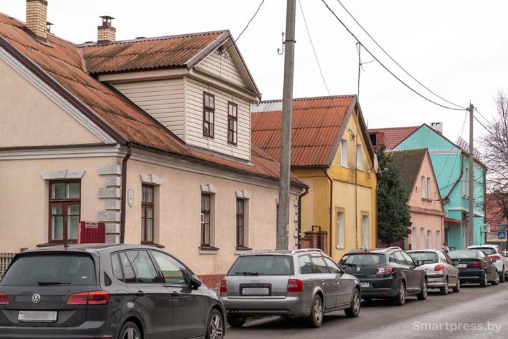 4 Ulitsa v Kobrine