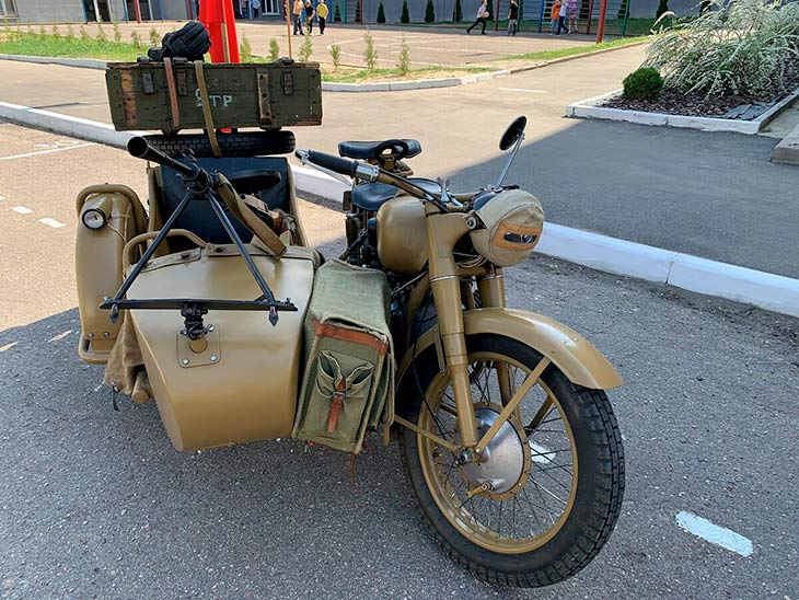 01 motoVOv 120525
