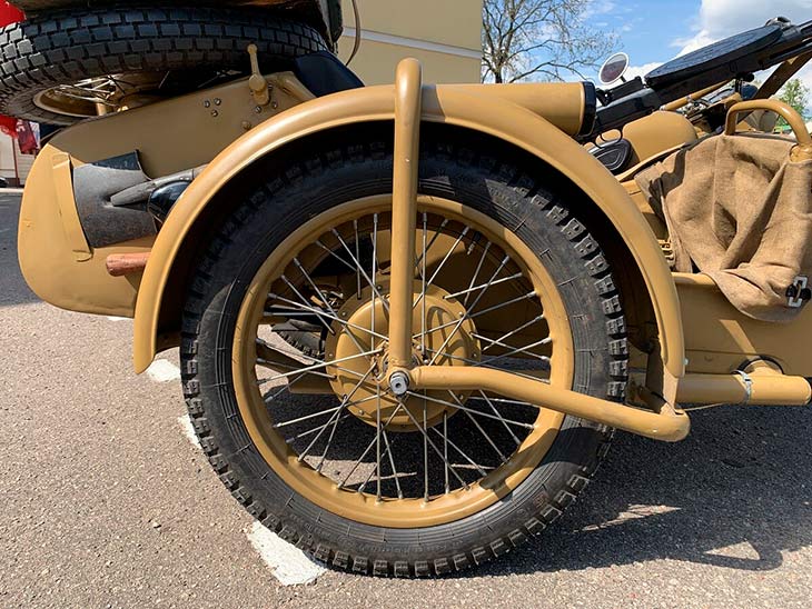 18 motoVOv 120525