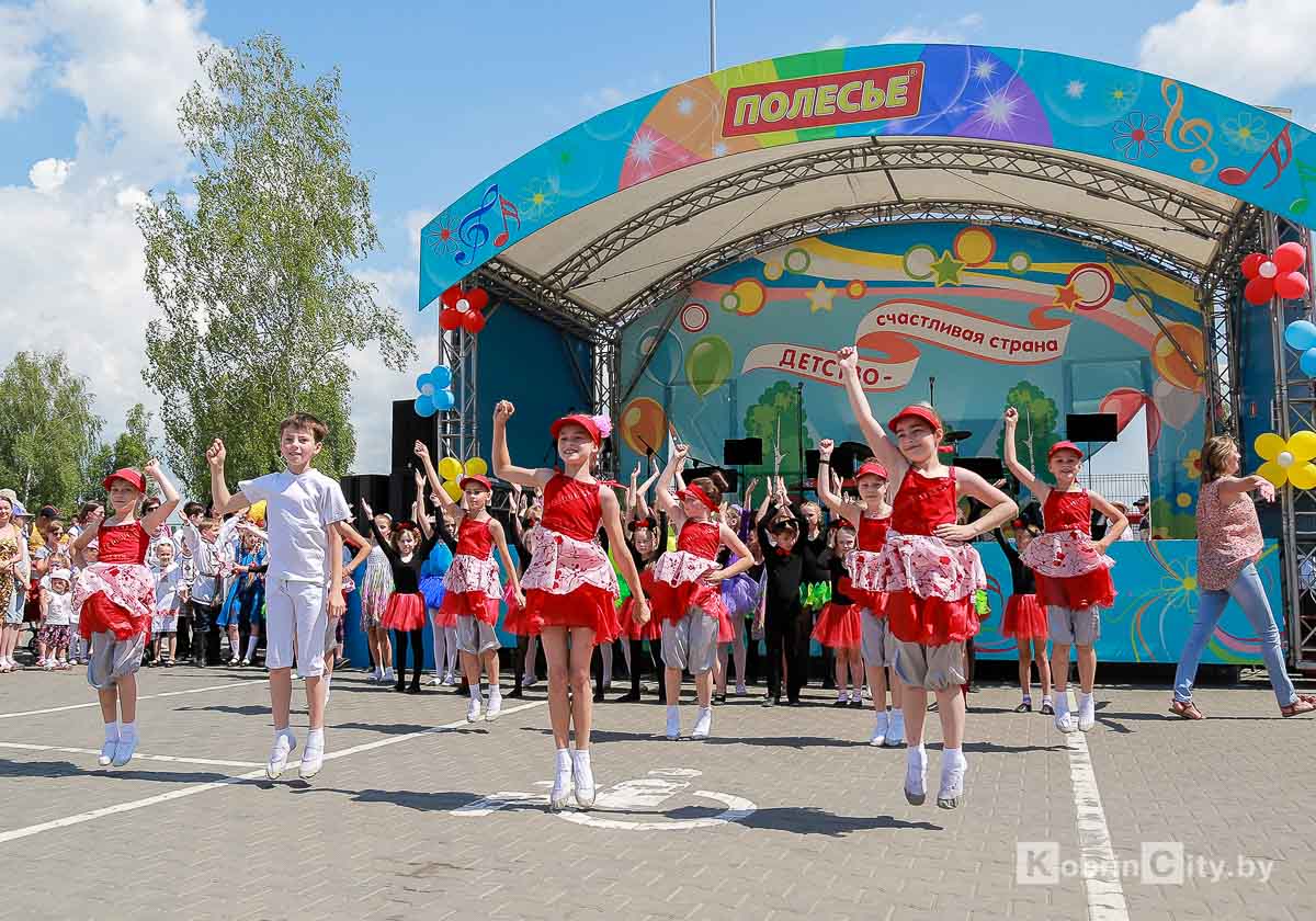 Страна игрушек «Полесье 2018». Кобрин