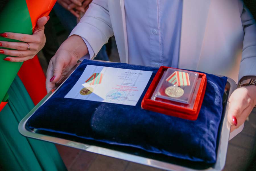9 мая в Кобрине отдают должное тем, кто 79 лет назад одержал Победу над фашизмом